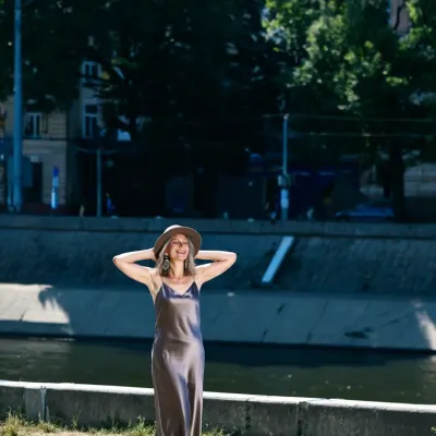 Элла, 41